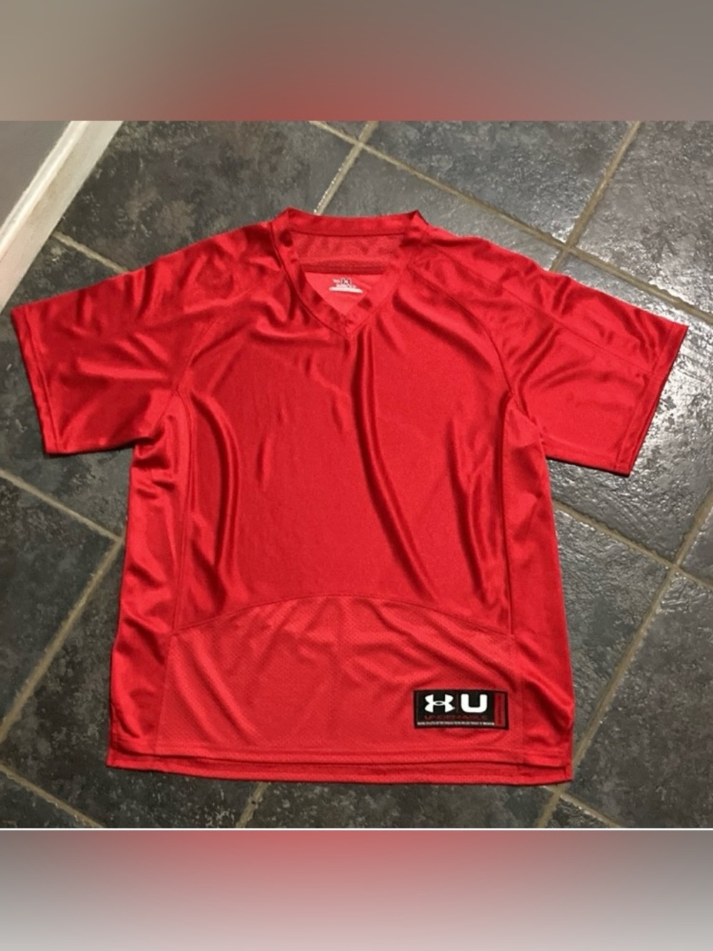Under Armour Youth Red Sideline Football Jersey Size L